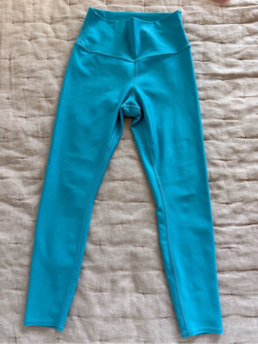 ALO Yoga Women's 7/8 High-Waist Airlift Legging Size Medium